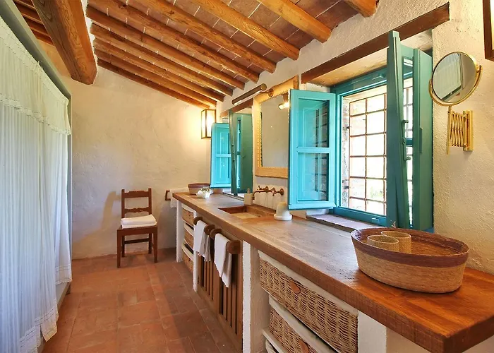 Macennere By Salogi Lucca