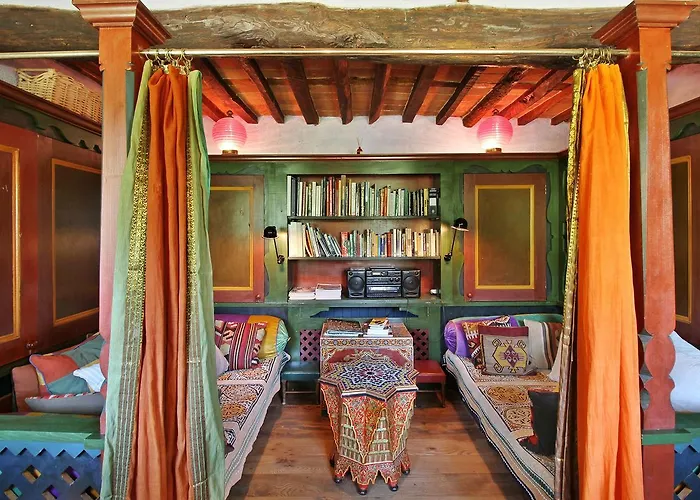 Macennere By Salogi *