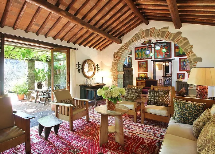 ヴィラ Macennere By Salogi ルッカ